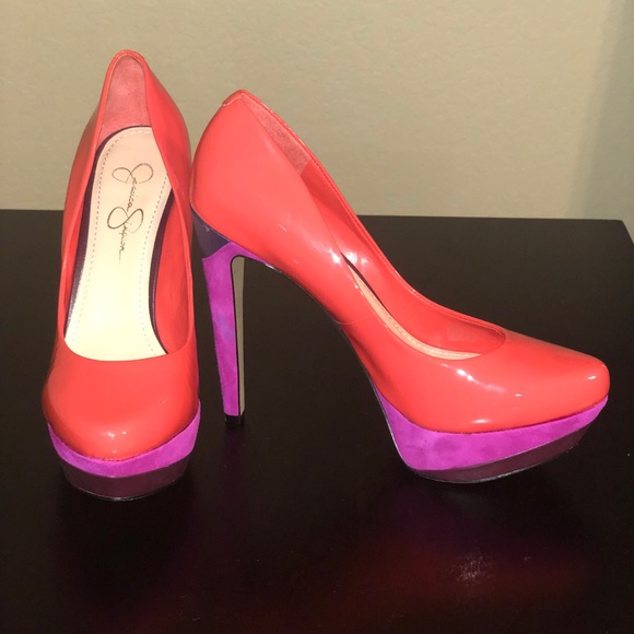 Shoes - Picture 1 of 3